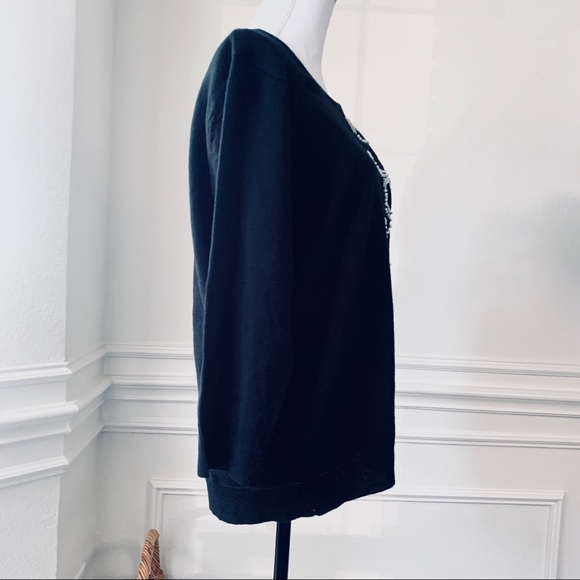 SEVENTH AVENUE BLACK KNIT CARDIGAN SWEATER WITH PEARL DESIGN - Picture 4 of 10